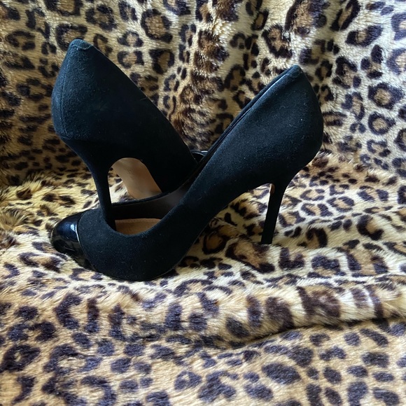 Black Suede H by Halston Pumps - Picture 3 of 7